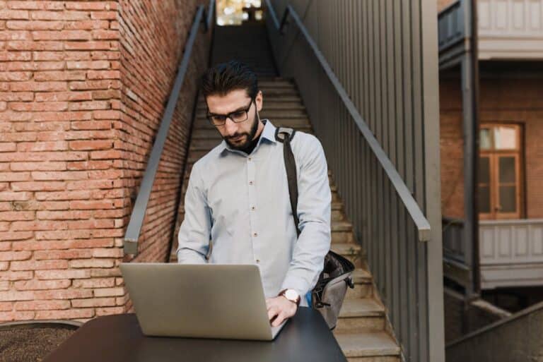 Warum überhitzt mein Computer ständig beim Spielen