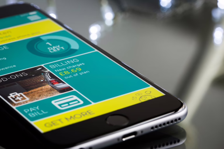 Handy für Senioren - Modelle, Angebote und Überblick