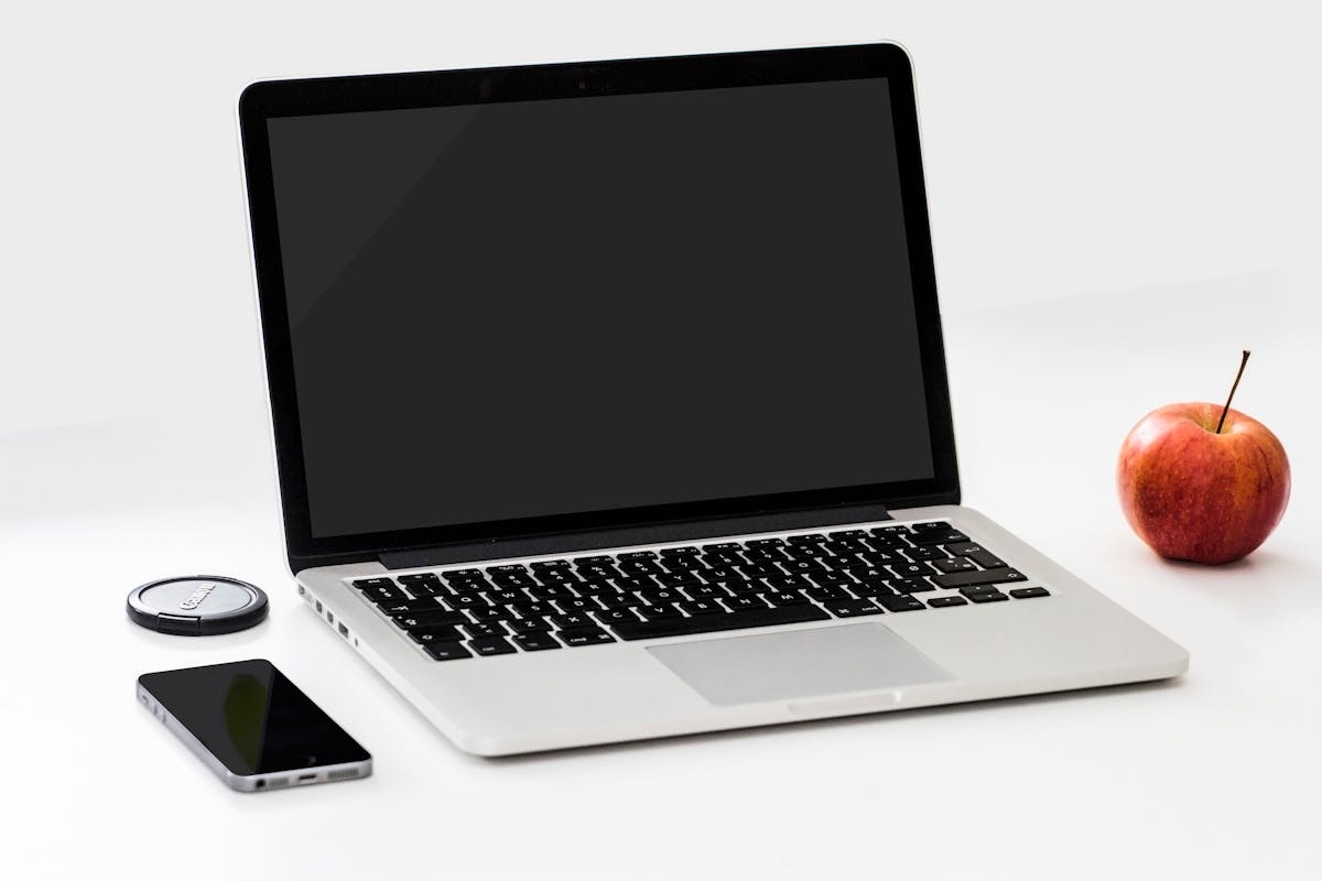Laptop auf TV spiegeln - so geht's