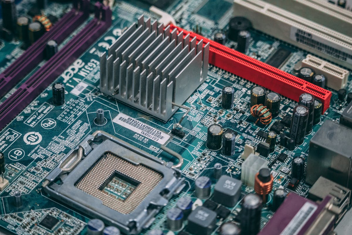 UEFIBIOS Bootreihenfolge ändern – USB und SSD korrekt priorisieren
