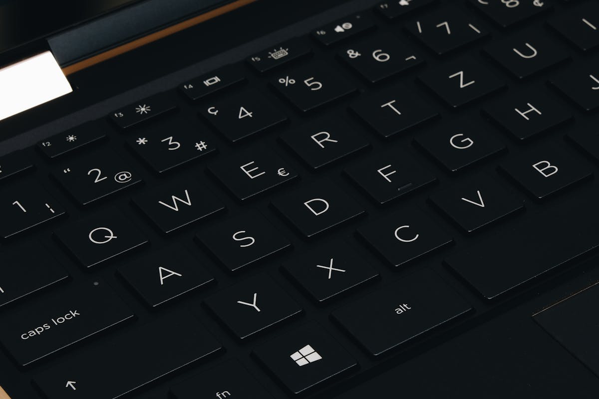 Tastatur schreibt falsche Zeichen unter Windows 11