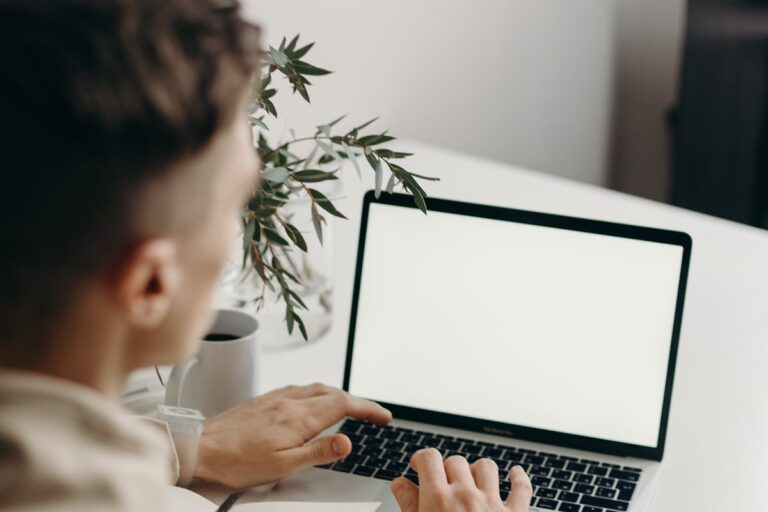 Keine Rückmeldung bei Outlook - Fehler und Lösung finden