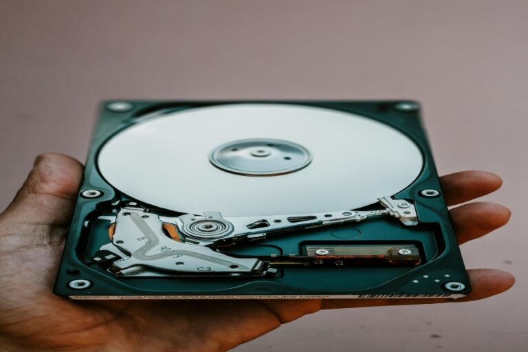 Warum setzt Windows 12 stärker auf KI Automatisierung