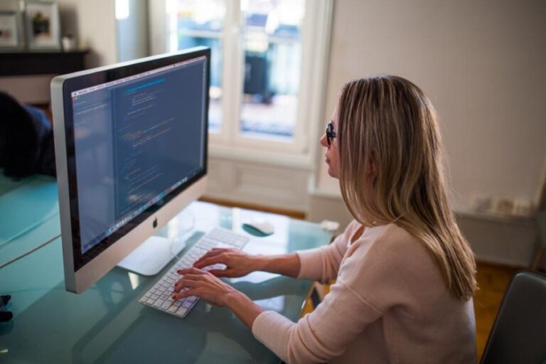 Windows 10 Updates bis 2027: Was Nutzer jetzt wirklich tun müssen