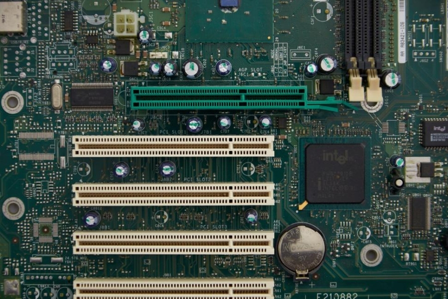 Windows 11 kostenlos testen und sauber einrichten