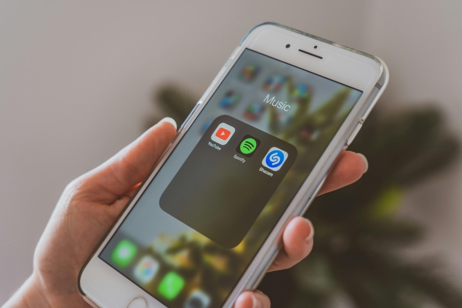 Outlook hängt beim Start unter Windows – so bekommst du das Problem weg